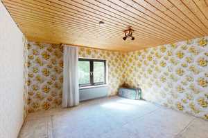 Naturnahes Wohnen – geräumiges Einfamilienhaus mit Traumgrundstück in ruhiger Lage von Pirmasens! – Pirmasens – Vorschaubild 5