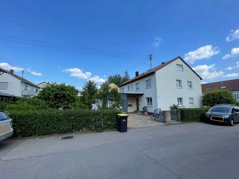 2-3Rm Multi-Family House – Ditzingen – Renovated, Investment Ready - 3