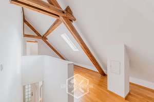 Geräumige 4-Zimmer-DG-Maisonette in bester Lage des Stuttgarter Südens