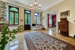 TRÄUME WERDEN WAHR! Luxuriöse 4-Zimmer-Altbauwohnung mit Balkon & EBK in Wiesbaden-Mitte – Die vollständige Adresse der Immobilie erhältst du vom Anbieter., 65185 Mitte, Wiesbaden – Vorschaubild 2