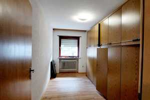 SCHÖNE LAGE AM WALDRAND - Freistehendes 1-2 Fam. Haus mit 2 Garagen in Thaleischweiler-Fröschen – Südwestpfalz (Kreis) – Vorschaubild 13
