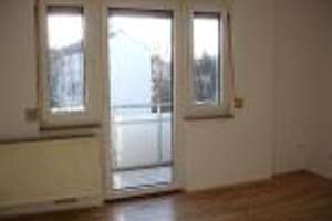  Neu renovierte 2 Zimmerwohnung 2. OG in Nürnberg Hohe Marter