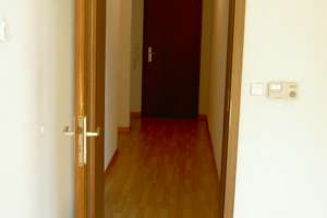 Sonnige, großzügige 2-Zi.Wohnung mit Einbauküche und ca. 23 qm Terrasse Süd/Westseite – Die vollständige Adresse der Immobilie erhältst du vom Anbieter., 70567 Möhringen-Süd, Stuttgart – Vorschaubild 2
