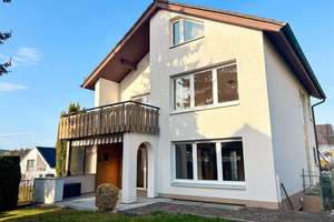 Familienidyll in Rechberghausen – Gepflegtes Haus mit großem Garten – Die vollständige Adresse der Immobilie erhältst du vom Anbieter., 73098 Rechberghausen – Vorschaubild 1