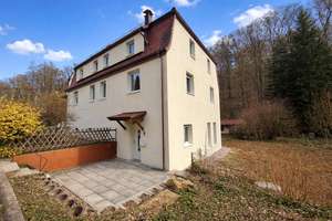 Kernsaniertes Zweifamilienhaus mit Einliegerwohnung in Orendelsall! – Die vollständige Adresse der Immobilie erhältst du vom Anbieter., 74639 Zweiflingen – Vorschaubild 1