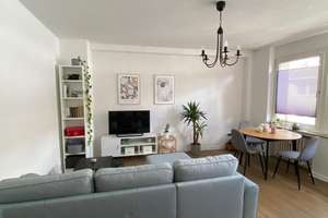 2 Zimmer mit Balkon in zentraler Lage von Düsseldorf – Pionierstraße X, 40215 Friedrichstadt, Düsseldorf – Vorschaubild 1