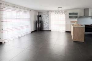 Familienfreundliche DHH mit 7 Zimmern in Germering mit 124 m² Wohnfläche (W/NFl. 178m²).  – Die vollständige Adresse der Immobilie erhältst du vom Anbieter., 82110 Germering – Vorschaubild 1