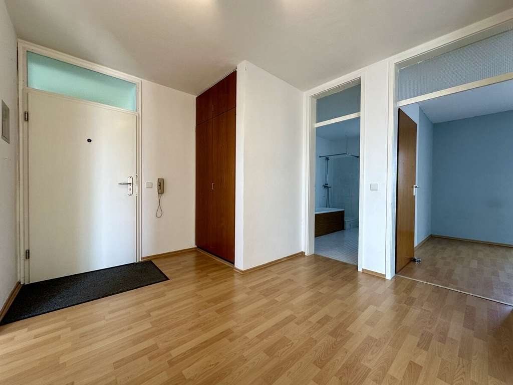 Immobilie in Germersheim - Großzügige 2-Zimmer-Wohnung mit zwei Balkonen, Stellplatz und Keller! - Bild 3