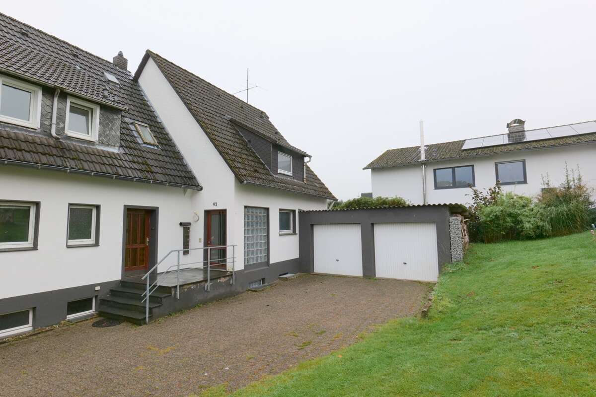 2 VERMIETETE DHH NEBST 4 GARAGEN U. 2 KFZ-STELLPLÄTZEN IM LANDSCHAFTSSCHUTZGEBIET IN W-RONSDORF, Wuppertal – Bild 2