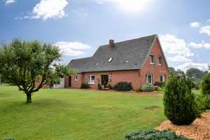 Neuer Preis !
Familienfreundliches Einfamilienhaus
mit großem Gartengrundstück – Dithmarschen (Kreis) – Vorschaubild 2