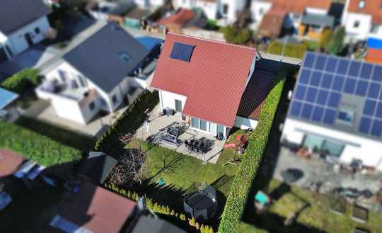 Familienfreundliches Einfamilienhaus mit sonniger Terrasse und Garten