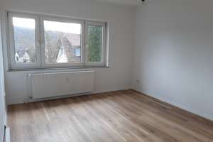 Viel Platz für den Alltag in diesem Zweifamilienhaus in Lahntal – Zeißenberg 4, 35094 Lahntal – Vorschaubild 10