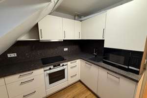 Top renovierte teilmöblierte und klimatisierte 2-Zi.-Whg. in Fürth Innenstadt