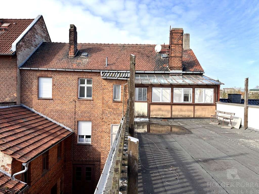 Immobilie in Salzwedel - 9 Zimmer und ca. 230 m² Nebengelass - Bild 1