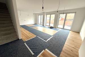 Großzügige Maisonette-Wohnung mit Terrasse – Die vollständige Adresse der Immobilie erhältst du vom Anbieter., 76228 Wolfartsweier, Karlsruhe – Vorschaubild 2
