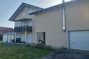 Schöne 4-Zimmer-Doppelhaushälfte mit gehobener Innenausstattung und EBK in Reichstorf – Reichstorf 100, 94428 Eichendorf – Vorschaubild 3