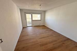 Frisch komplettsanierte 4-Zimmer-Wohnung mit Einbauküche & Balkon in Stuttgart-Bad Cannstatt – Die vollständige Adresse der Immobilie erhältst du vom Anbieter., 70372 Seelberg, Stuttgart – Vorschaubild 15