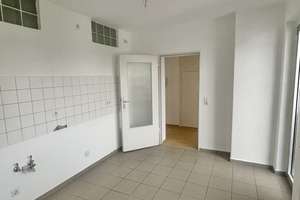 Ab sofort frei – Balkon mit Blick zur Christuskirche –2-Zimmer-Wohnung mit 3-Zimmer-Potenzial – Josefsstraße 70-76, 55118 Neustadt, Mainz – Vorschaubild 14
