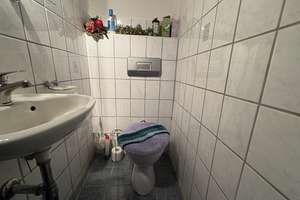 Ruhig gelegenes Reihenmittelhaus mit kleinem Garten und Terrasse – Die vollständige Adresse der Immobilie erhältst du vom Anbieter., 24146 Elmschenhagen, Kiel – Vorschaubild 12