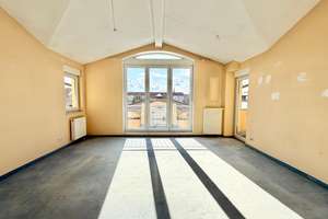 Lichtdurchflutetes 3-Zimmer-Penthouse mit Dachterrasse und TG-Stellplatz – Die vollständige Adresse der Immobilie erhältst du vom Anbieter., 1309 Striesen-West, Dresden – Vorschaubild 3
