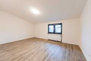Lichtdurchflutetes, modernes WG- Zimmer zu vermieten – Koblenz – Vorschaubild 1