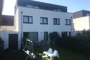 Exklusive Doppelhaushälfte in Baden-Baden / Steinbach