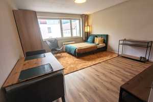 Helle Wohnung mit Balkon und Einbauküche: Geschmackvolle 1-Raum-Wohnung in Stuttgart – Böblinger Straße 39, 70199 Stuttgart – Vorschaubild 2