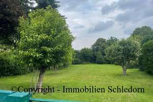2.568 m² Grundstück mit gepflegtem  Mehrfamilienhaus, Garagenhof mit 17 Garagen – Die vollständige Adresse der Immobilie erhältst du vom Anbieter., 46145 Alsfeld, Oberhausen – Vorschaubild 2