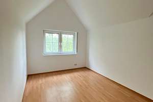 Modernisierte 3-Zimmer-Wohnung in Wiesbaden-Biebrich – Erich-Ollenhauer-Straße 211, 65199 Biebrich, Wiesbaden – Vorschaubild 14