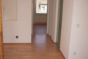N-Süd, toller Blick über Nürnbergs Dächer! Freie 3-Zimmer-Maisonette-Wohnung mit Dachloggia – Gabelsberger Str. 4, 90459 Galgenhof, Nürnberg – Vorschaubild 10