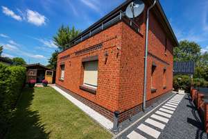Traumhafte Stadtvilla in Berlin – Hohenschönhausen - 406 m² Grundstück, Terrasse & Garten - Top Lage – Die vollständige Adresse der Immobilie erhältst du vom Anbieter., 13059 Wartenberg, Berlin – Vorschaubild 4