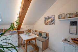 Charmante 3-Zimmer-Dachgeschosswohnung mit Balkon und Galerie – Die vollständige Adresse der Immobilie erhältst du vom Anbieter., 83533 Edling – Vorschaubild 7