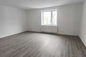 3 Gehminuten von der nächsten Straßenhaltestelle entfernt.. – Jordanstr. 17, 39112 Sudenburg, Magdeburg – Vorschaubild 4
