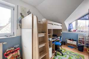 Property thumbnail 11