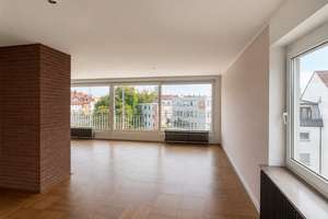 4-Zimmer-Wohnung mit Dachterrasse! Gerne auch für WGs! – Bleichstraße 2, 89077 Weststadt, Ulm – Vorschaubild 4
