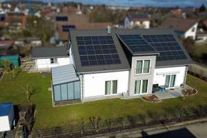 Großzügiges Familienanwesen in ruhiger Wohnlage – hochwertig, energieeffizient, vielseitig – Die vollständige Adresse der Immobilie erhältst du vom Anbieter., 89547 Gerstetten – Vorschaubild 2