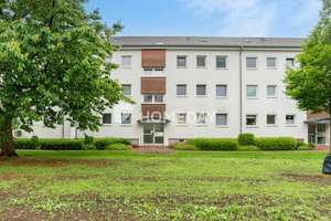 Drei Zimmer mit Loggia und Garage in gepflegter Wohnanlage – Die vollständige Adresse der Immobilie erhältst du vom Anbieter., 24220 Flintbek – Vorschaubild 1