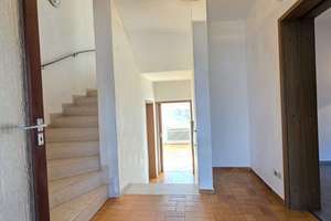 Ihr neues Familiendomizil - Reihenmittelhaus mit viel Wohnfläche, Fernblick, Garten & Garage – Die vollständige Adresse der Immobilie erhältst du vom Anbieter., 96450 Mitte, Coburg – Vorschaubild 6