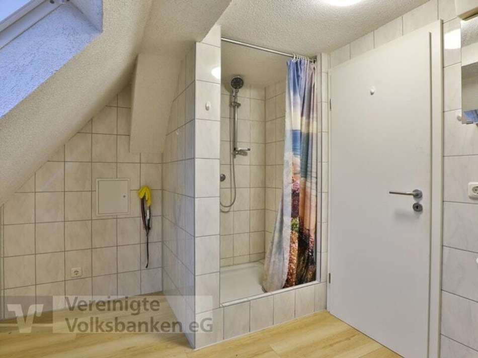 Badezimmer/Dusche DG