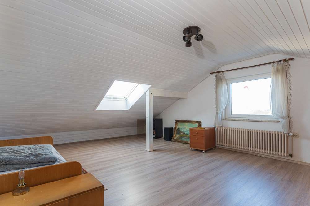 Immobilie in Appenweier - Ein Zuhause für Generationen! Solides Ein- / Zweifamilienhaus mit großer Terrasse - Bild 19