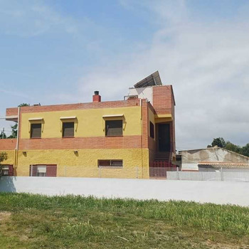 Haus in Almardà 300 m vom Strand entfernt mit 2 unabhängigen Wohnungen und großer Terrasse