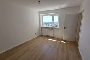 Wunderschöne, frisch renovierte 3-Zimmerwohnung in Bogenhausen-Englschalking – Freischützstraße 17, 81927 Englschalking, München – Vorschaubild 4