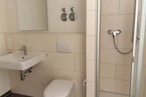 Lichtdurchflutete 2-Zimmer-Wohnung mit Balkon und Dachgarten – 60326 Gallus, Frankfurt am Main – Vorschaubild 9