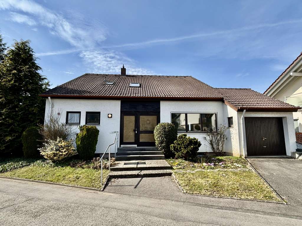 Immobilie in Mengen - Viel Platz & Potential in ruhiger Lage  - Bild 0