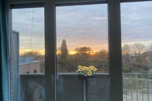 Vermieter! / Möbliertes Apartment Nähe Uni/UKSH mit Balkon - ab 15.01. – Paul-Ehrlich-Straße 2, 23562 Sankt Jürgen, Lübeck – Vorschaubild 1