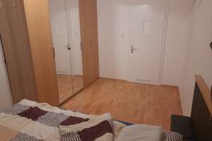 Zentrale 3 ZKB Wohnung in Augsburg !!!Real Estate Hofmann!!! – Perzheimstraße 46, 86150 Rosenau- und Thelottviertel, Augsburg – Vorschaubild 11