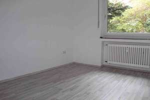 Das Glück hat ein Zuhause: praktische 3,5-Zimmer-Wohnung – Am Steinhügel 13, 58636 Iserlohn-Mitte, Iserlohn – Vorschaubild 3