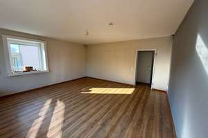 Wohnen mit wunderschöner Aussischt ins Grüne: 3,5-Zimmer-Wohnung mit Balkon in Stuttgart Feuerbach – Die vollständige Adresse der Immobilie erhältst du vom Anbieter., 70469 Feuerbacher Tal, Stuttgart – Vorschaubild 13