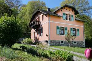 Zwischen Weinberg und Waldrand – Villa mit 3.000 m² Ruhe in Radebeul – Die vollständige Adresse der Immobilie erhältst du vom Anbieter., 1445 Radebeul – Vorschaubild 3