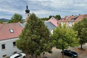 Wohnen und Arbeiten unter einem Dach – charmantes Stadthaus in Konnersreuth! – Die vollständige Adresse der Immobilie erhältst du vom Anbieter., 95692 Konnersreuth – Vorschaubild 2